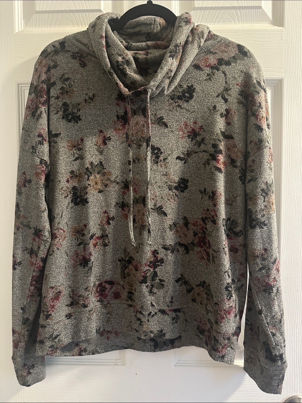 Maurice’s Cozy Gray Floral Cowl Neck Pullover Super Soft Hoodie